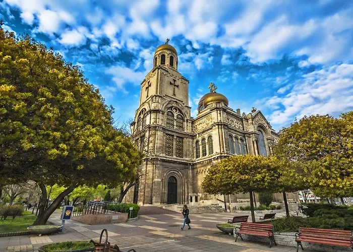 Διαμέρισμα Next To Sea Garden Suitable For 4 Persons Βάρνα