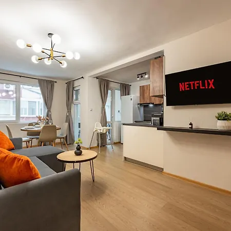 Апартаменты Next To Sea Garden Suitable For 4 Persons Варна