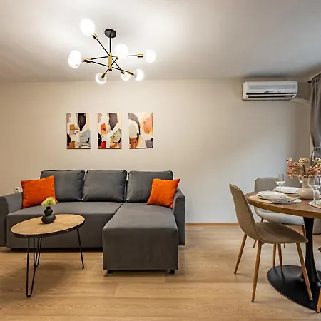 Next To Sea Garden Suitable For 4 Persons Апартаменты Варна