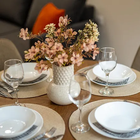 Апартаменты Next To Sea Garden Suitable For 4 Persons