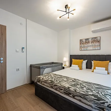 Next To Sea Garden Suitable For 4 Persons * Varna